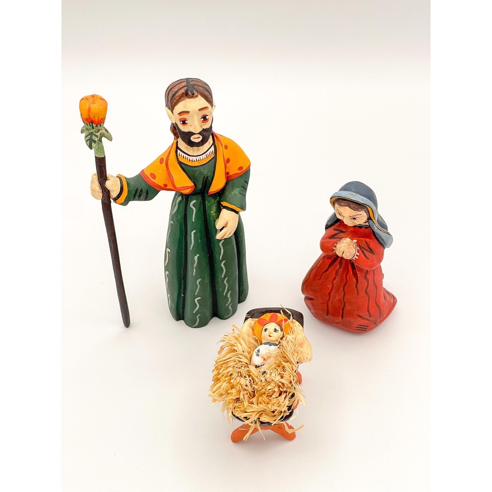 Charles M. Carrillo - Midwest of Cannon Falls Christmas Nativity Set - Picture 6 of 10